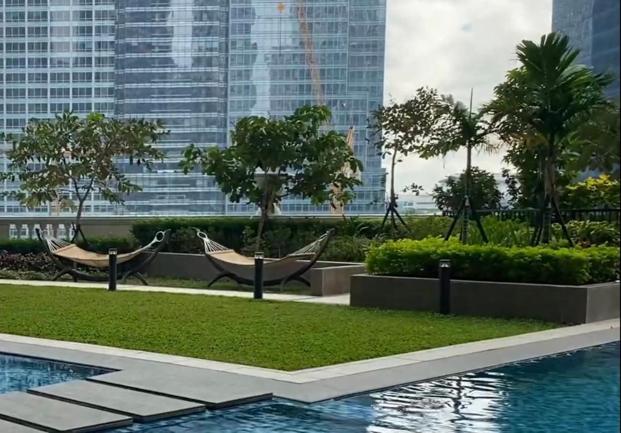1 Bedroom Condo Uptown Parksuites Bgc, High Floor, Morning Sun Manila Zewnętrze zdjęcie