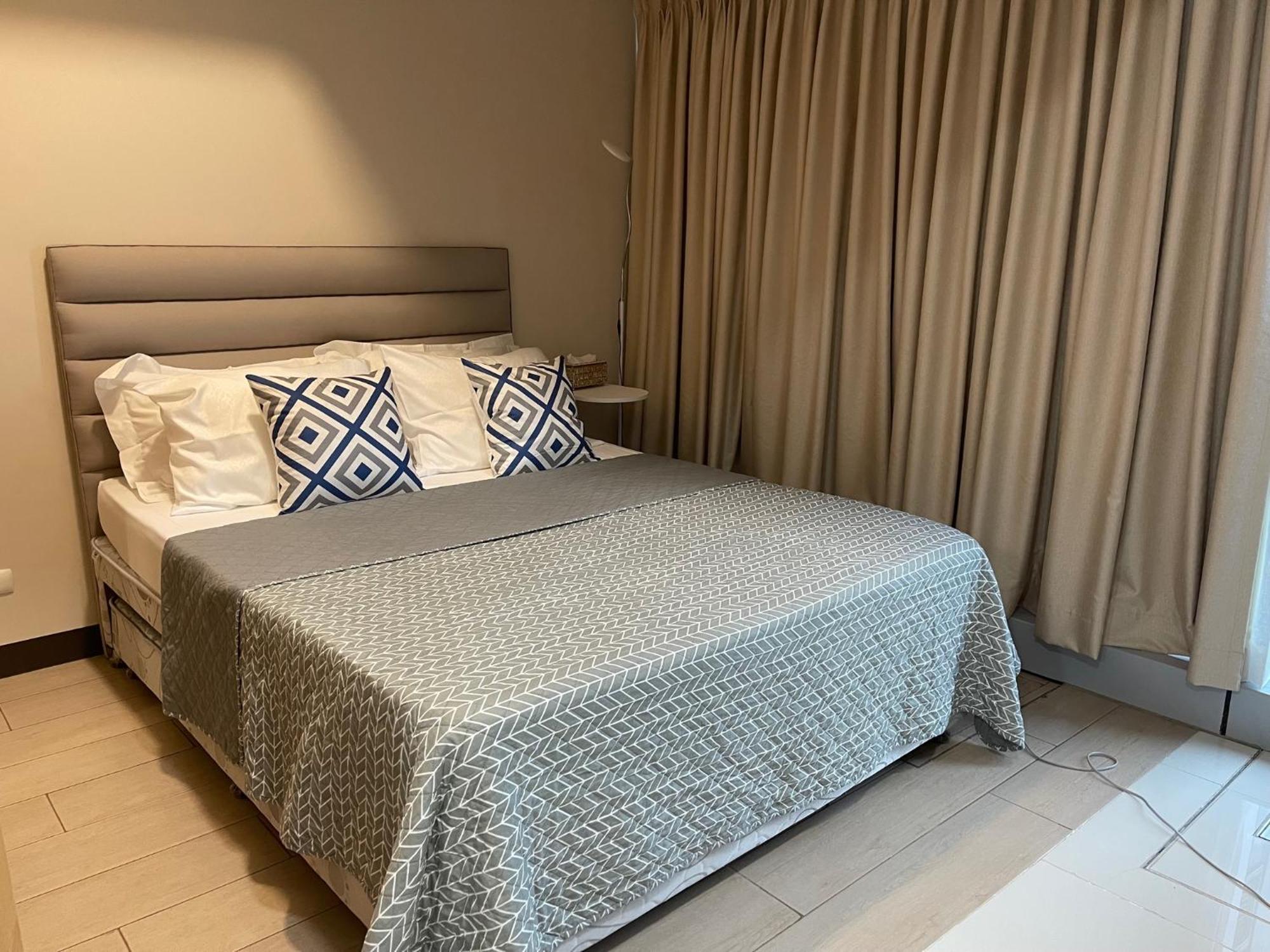 1 Bedroom Condo Uptown Parksuites Bgc, High Floor, Morning Sun Manila Zewnętrze zdjęcie